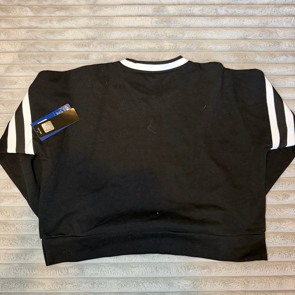 Buffalo Bills Starter Women's Rally Drop Shoulder Cropped Sweatshirt - Black - Picture 7 of 7